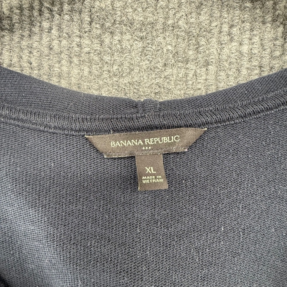 Banana Republic Hoodie Women XL Black Excellent Short Sleeve V-Neck Knit Top - Picture 2 of 7